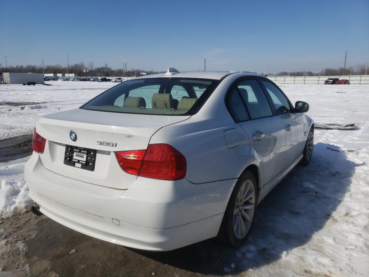 Photo 4 from auction – 2011 BMW 328 XI SUL with VIN WBAPK5C57BA655263