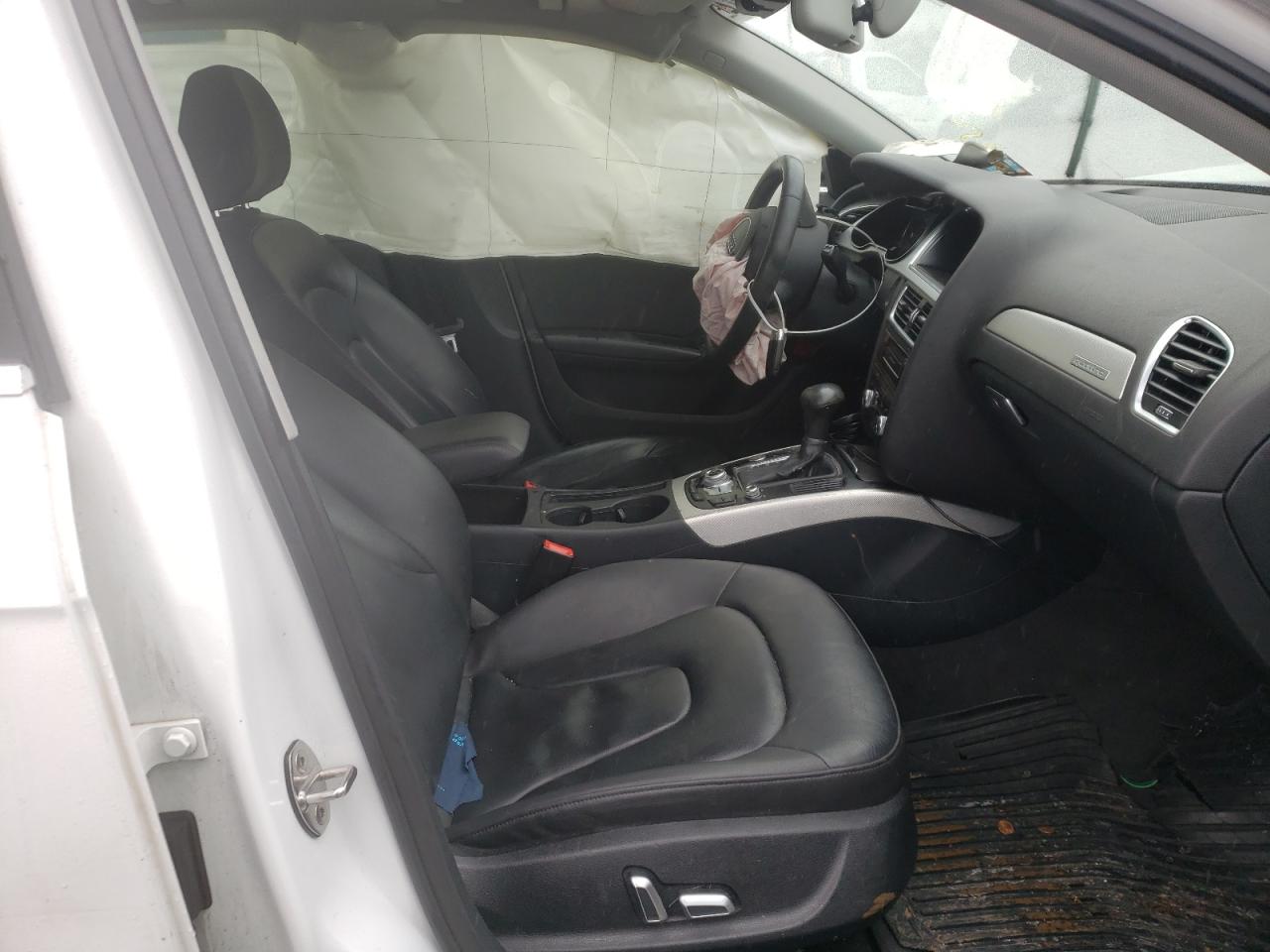 Photo 5 from auction – 2016 AUDI A4 PREMIUM with VIN WAUBFAFL6GN008869