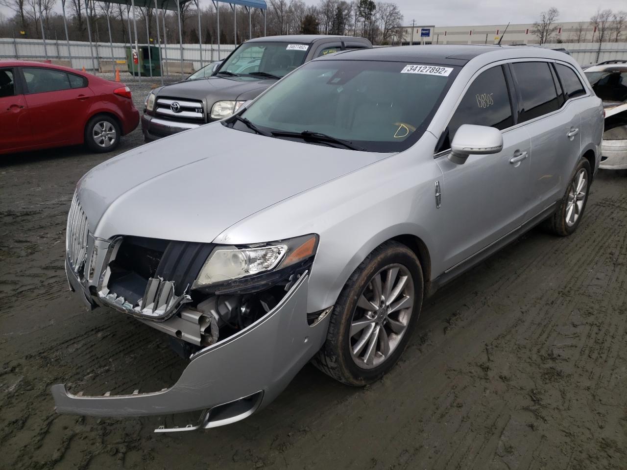 Photo 2 from auction – 2012 LINCOLN MKT with VIN 2LMHJ5AT1CBL52982