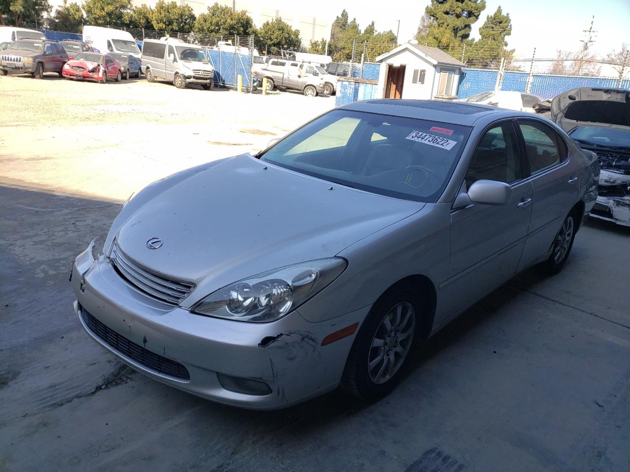 Photo 2 from auction – 2004 LEXUS ES 330 with VIN JTHBA30G445030761