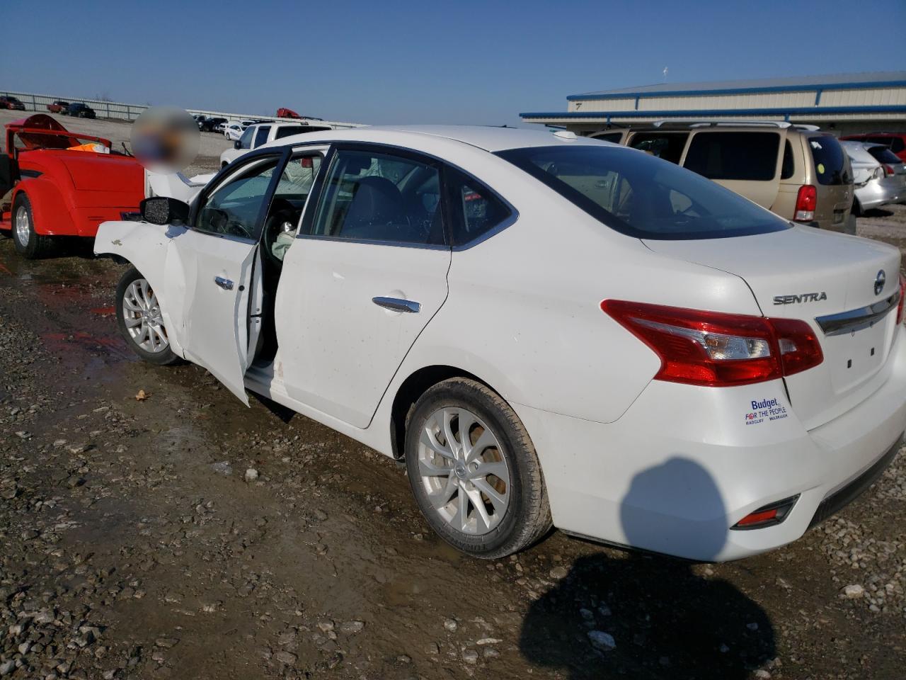 Foto 3 de la subasta – 2017 NISSAN SENTRA S con VIN 3N1AB7AP3HL651045