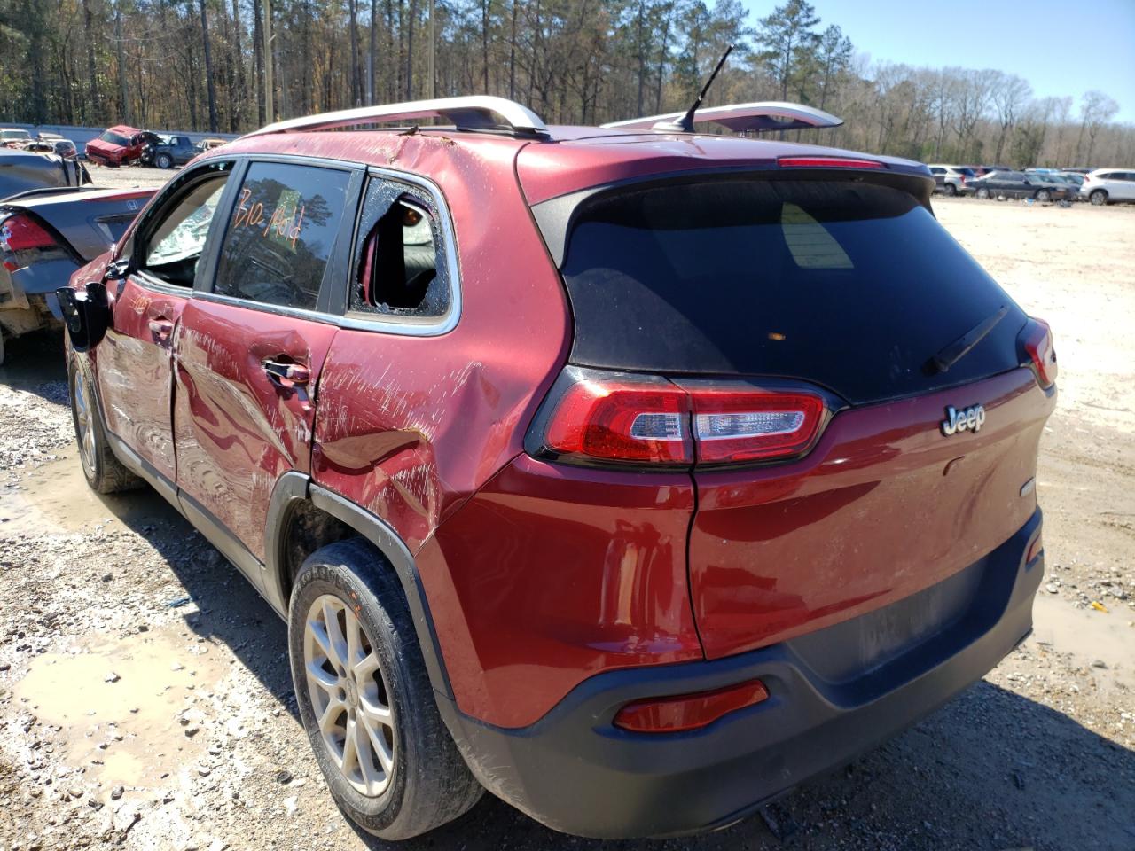 Photo 3 from auction – 2015 JEEP CHEROKEE L with VIN 1C4PJLCB4FW655925