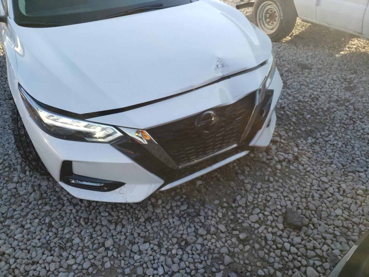 Photo 9 from auction – 2020 NISSAN SENTRA SR with VIN 3N1AB8DV6LY243165