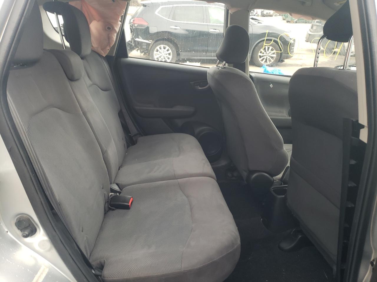 Photo 6 from auction – 2013 HONDA FIT with VIN JHMGE8H3XDC025245