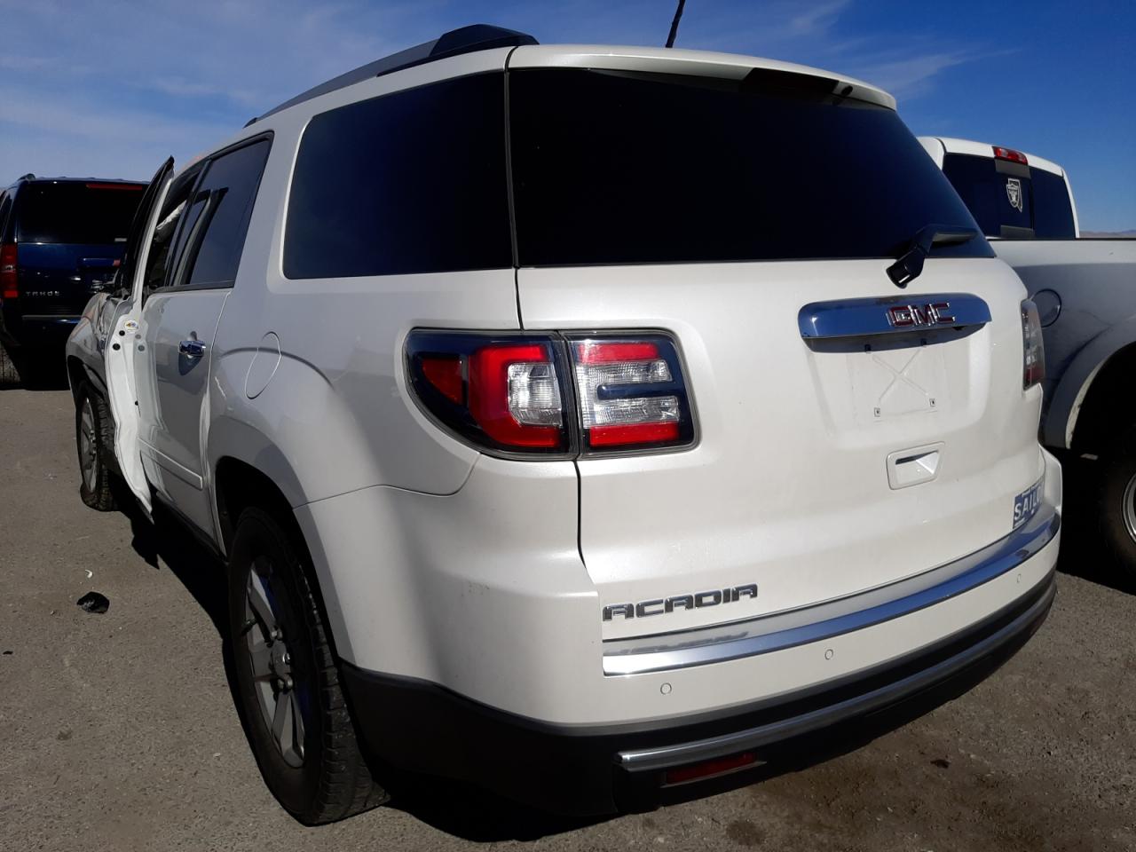 Photo 3 from auction – 2016 GMC ACADIA SLE with VIN 1GKKRNEDXGJ141481