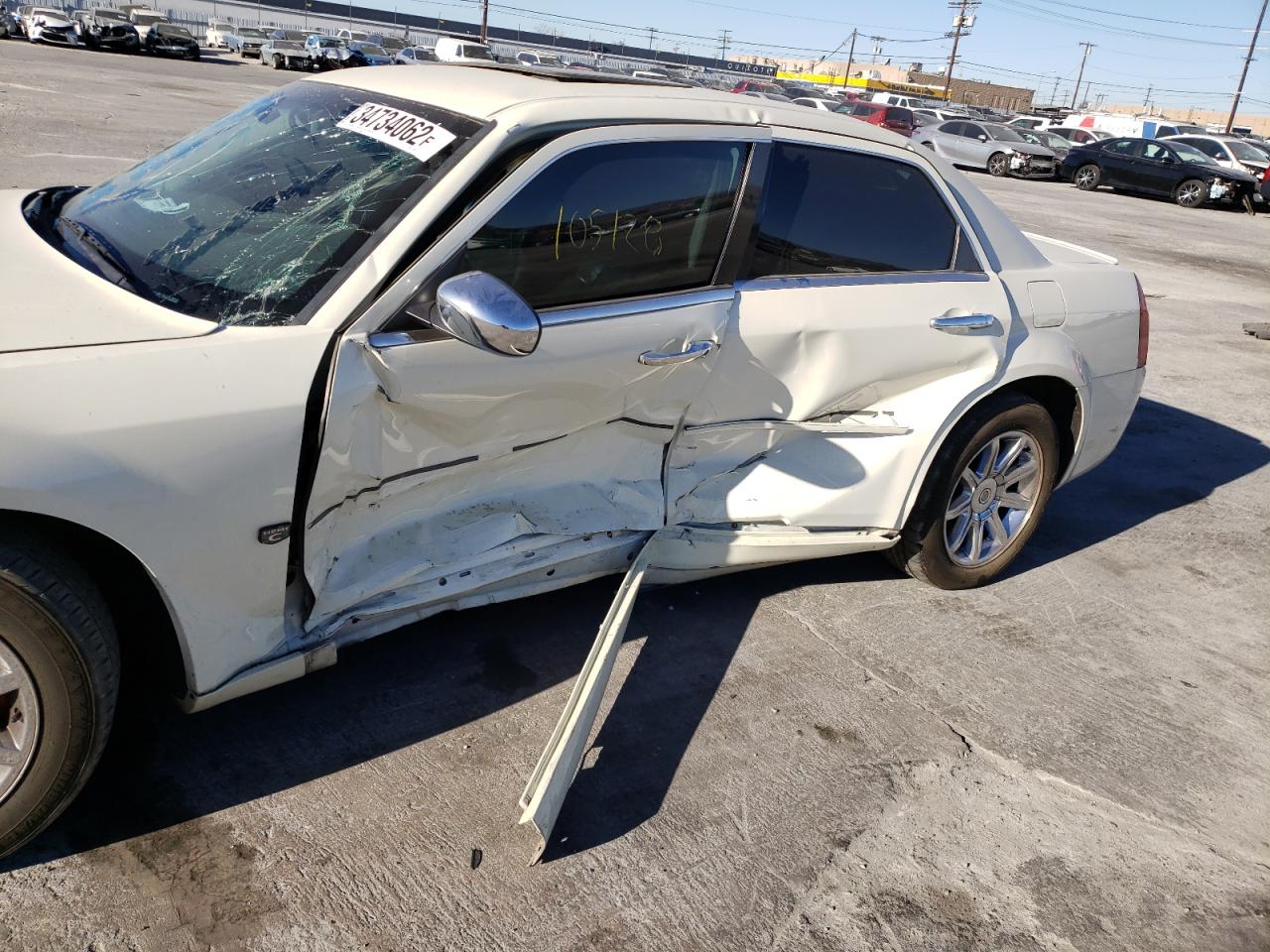 Photo 9 from auction – 2005 CHRYSLER 300C with VIN 2C3AA63H75H149454