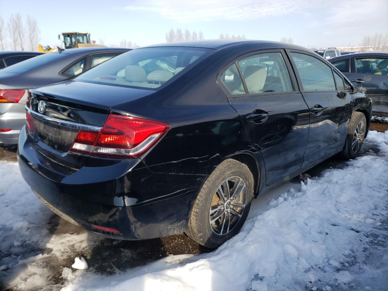 Photo 4 from auction – 2015 HONDA CIVIC LX with VIN 2HGFB2F41FH036408