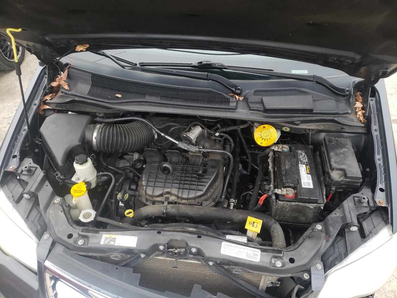 Photo 7 from auction – 2014 CHRYSLER TOWN & COU with VIN 2C4RC1BG4ER364434