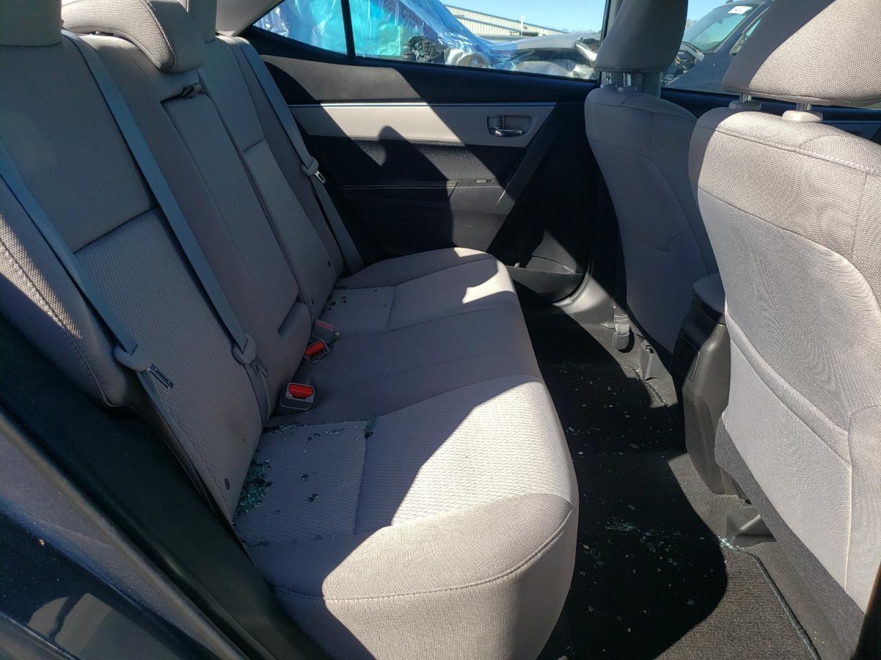 Photo 6 from auction – 2016 TOYOTA COROLLA L with VIN 5YFBURHEXGP438073
