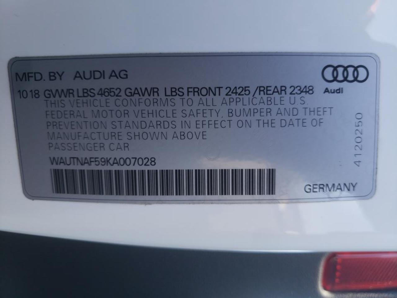 Photo 10 from auction – 2019 AUDI A5 PREMIUM with VIN WAUTNAF59KA007028