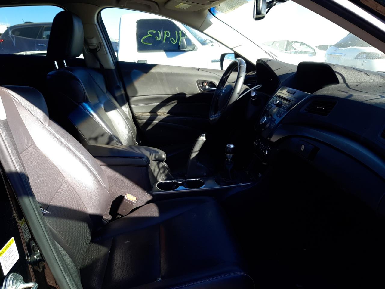 Photo 5 from auction – 2014 ACURA ILX 24 PRE with VIN 19VDE2E52EE000186