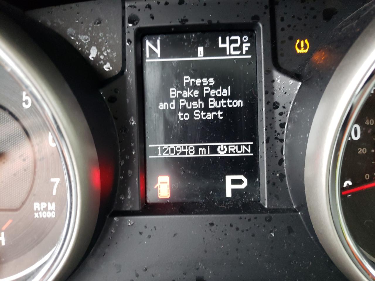 Photo 8 from auction – 2011 JEEP GRAND CHER with VIN 1J4RR4GG8BC522670