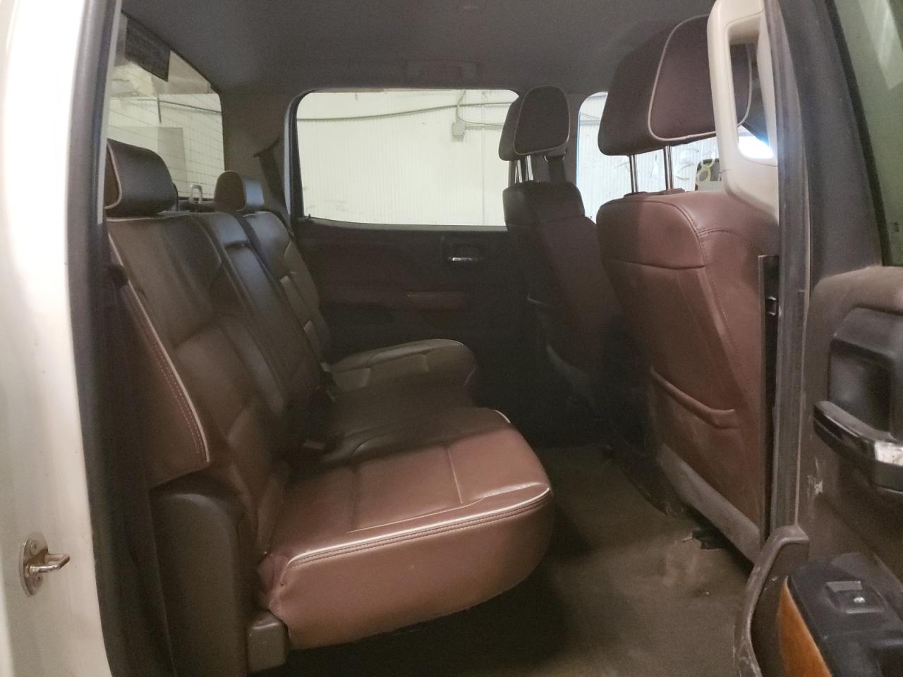 Photo 6 from auction – 2016 CHEVROLET SILVERADO with VIN 1GC4K1E87GF143874