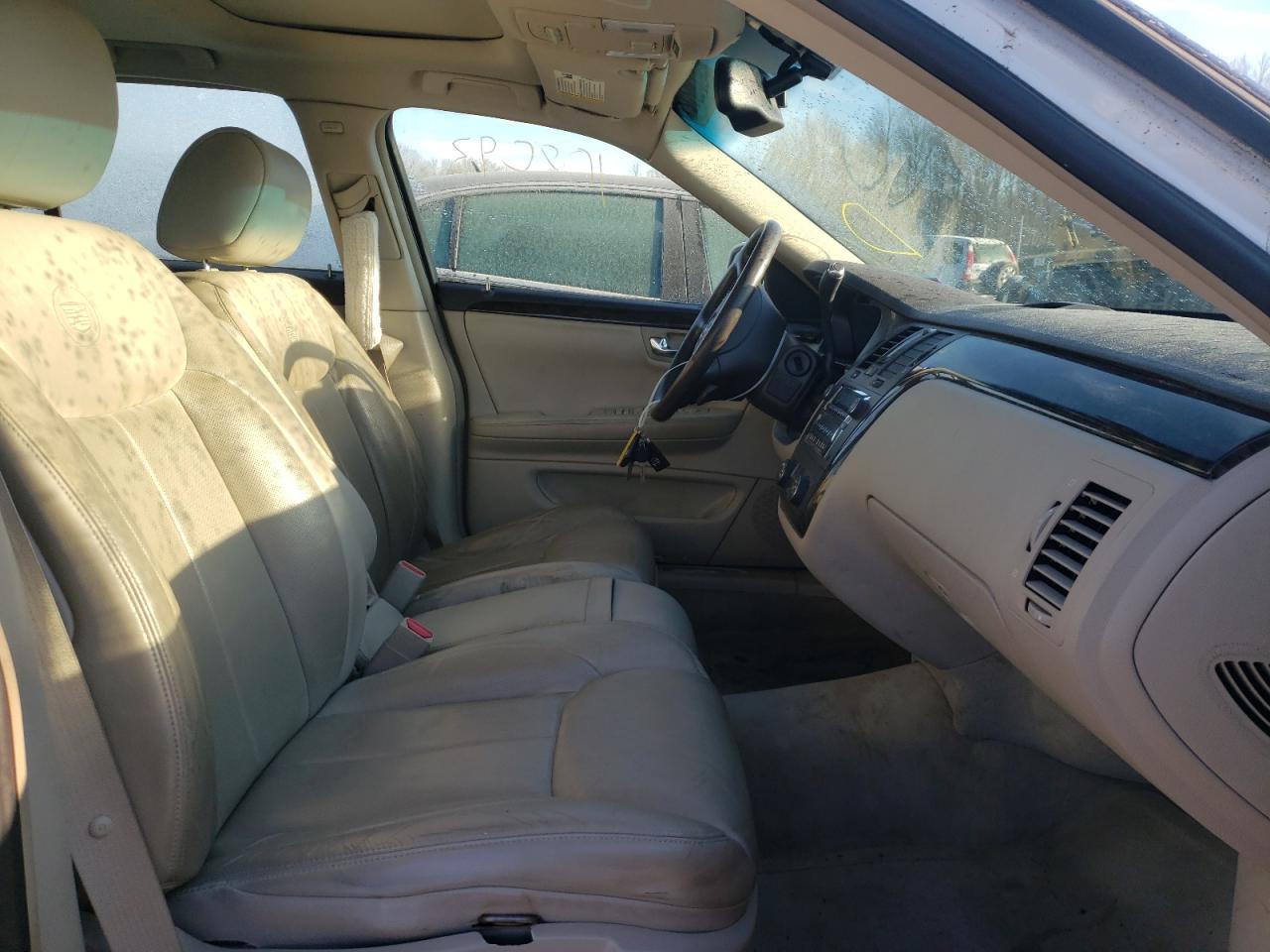 Photo 5 from auction – 2008 CADILLAC DTS with VIN 1G6KD57Y68U208638