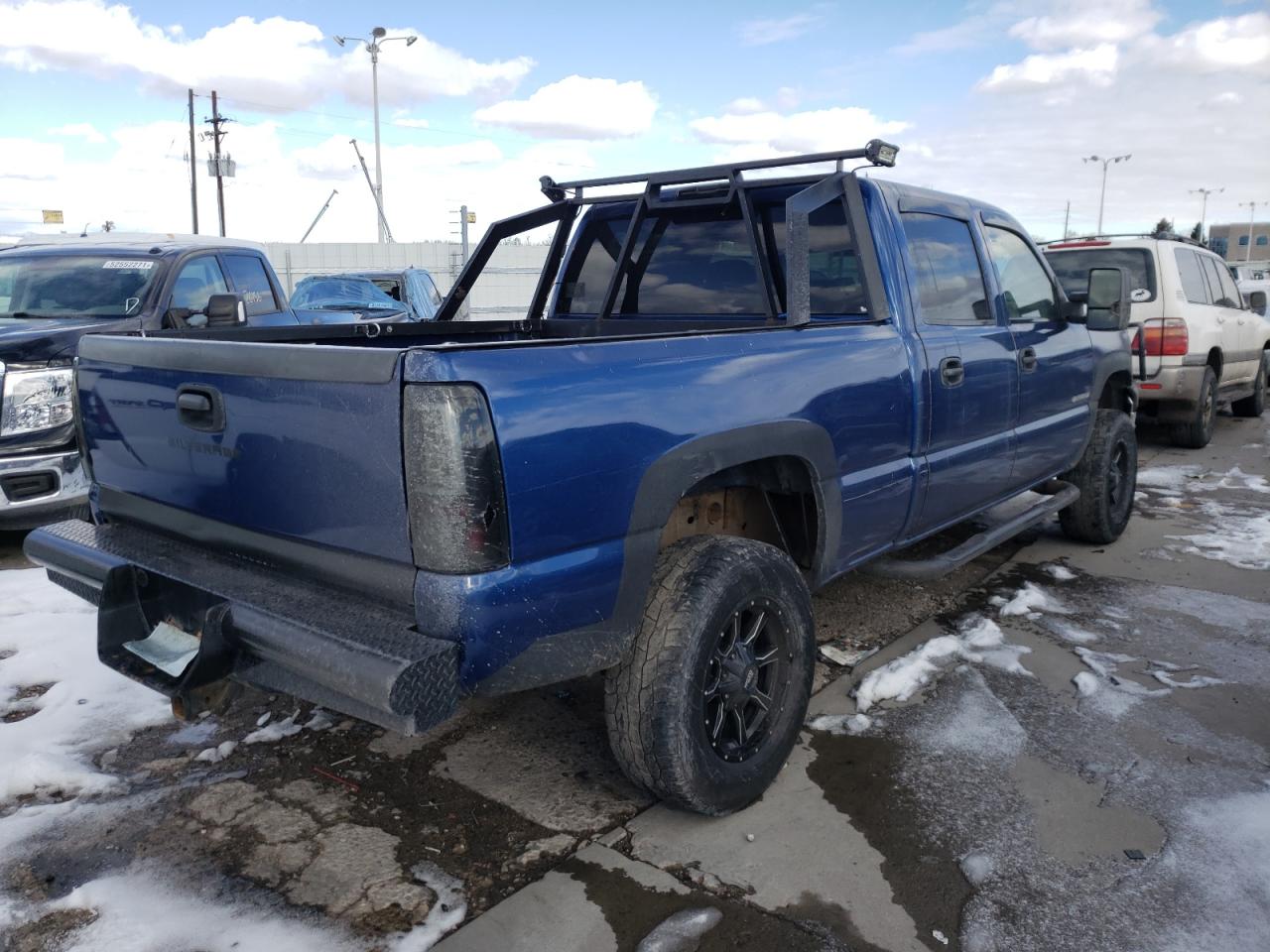 Photo 4 from auction – 2003 CHEVROLET SILVERADO with VIN 1GCHC23U33F177745