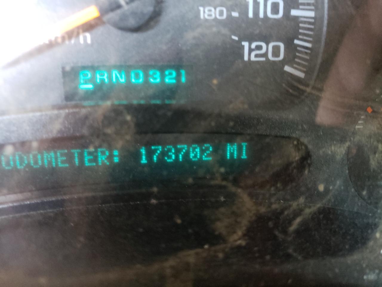Photo 8 from auction – 2005 CHEVROLET SILVERADO with VIN 1GCHK29U45E220038
