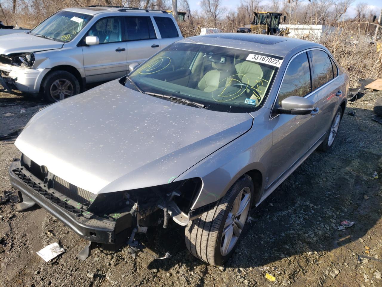 Photo 2 from auction – 2013 VOLKSWAGEN PASSAT SEL with VIN 1VWCN7A3XDC018541