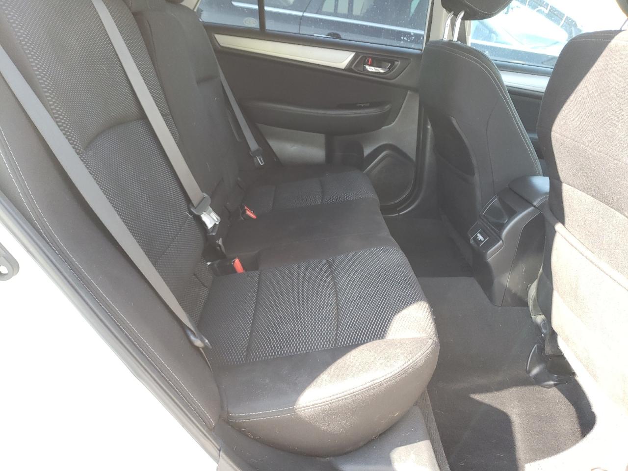 Photo 6 from auction – 2018 SUBARU OUTBACK 2. with VIN 4S4BSAHC4J3207705