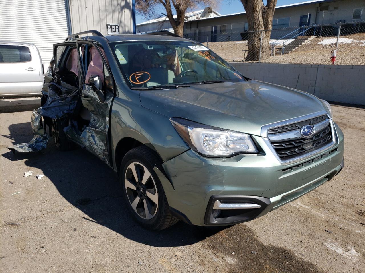 SUBARU FORESTER 2 2018 with VIN JF2SJAGC3JH506146 - Photo from auction