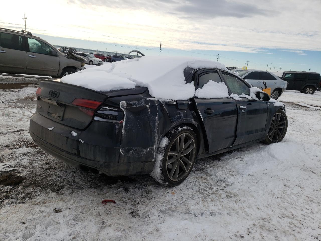 Photo 4 from auction – 2017 AUDI S8 PLUS QU with VIN WUAJ5AFDXHN901058