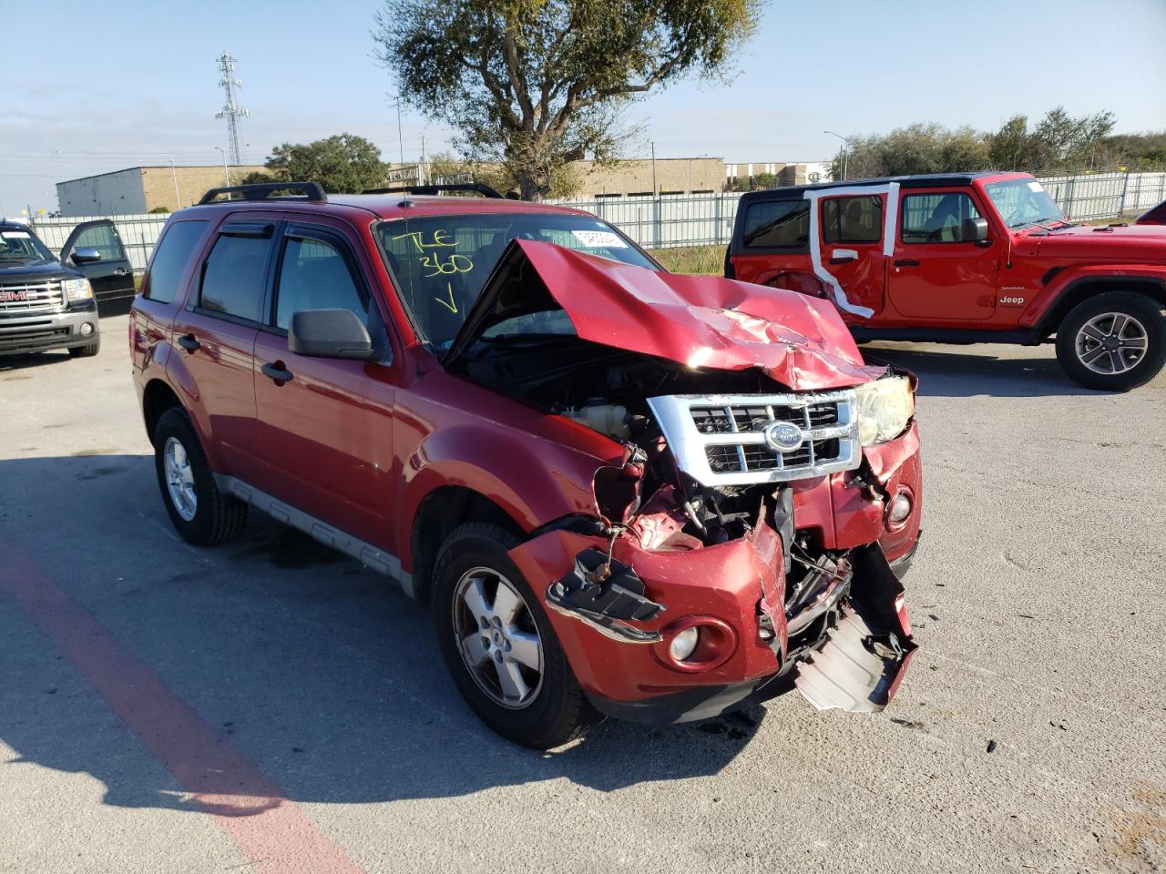 Photo 1 from auction – 2009 FORD ESCAPE XLT with VIN 1FMCU03729KB02147