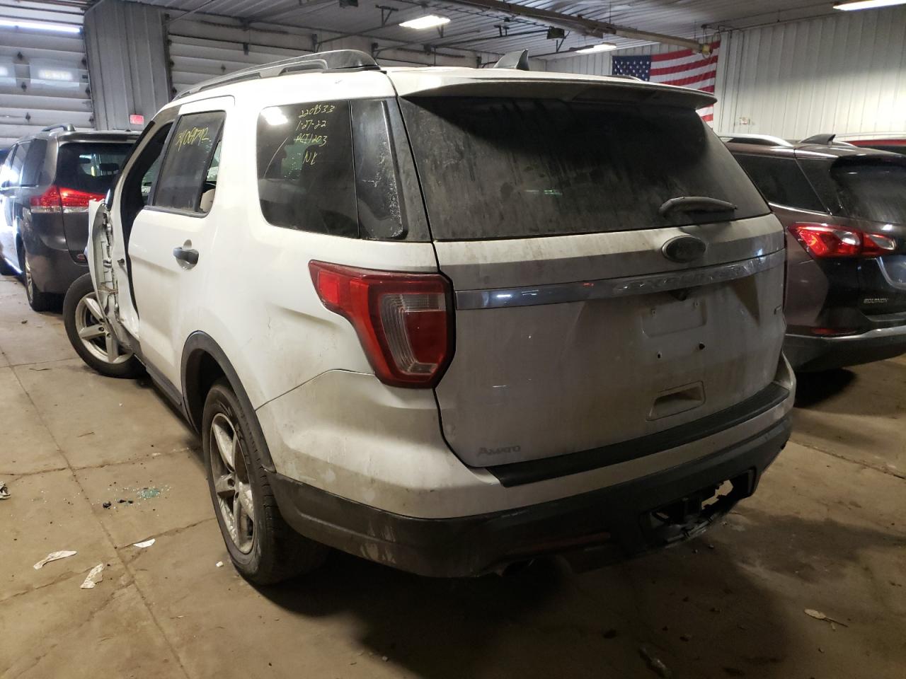 Photo 3 from auction – 2018 FORD EXPLORER with VIN 1FM5K8BH0JGC65569