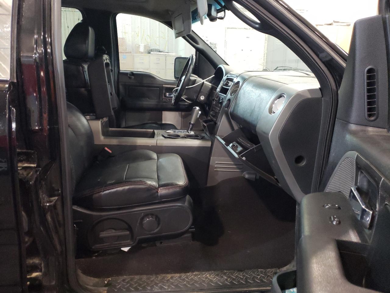 Photo 5 from auction – 2008 FORD F150 SUPER with VIN 1FTPW12V28KC47077