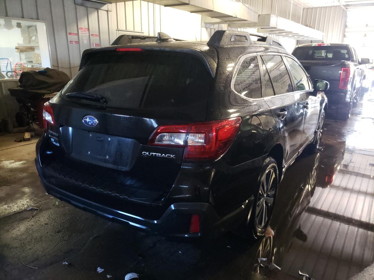 Photo 4 from auction – 2018 SUBARU OUTBACK 2. with VIN 4S4BSAKC5J3379072