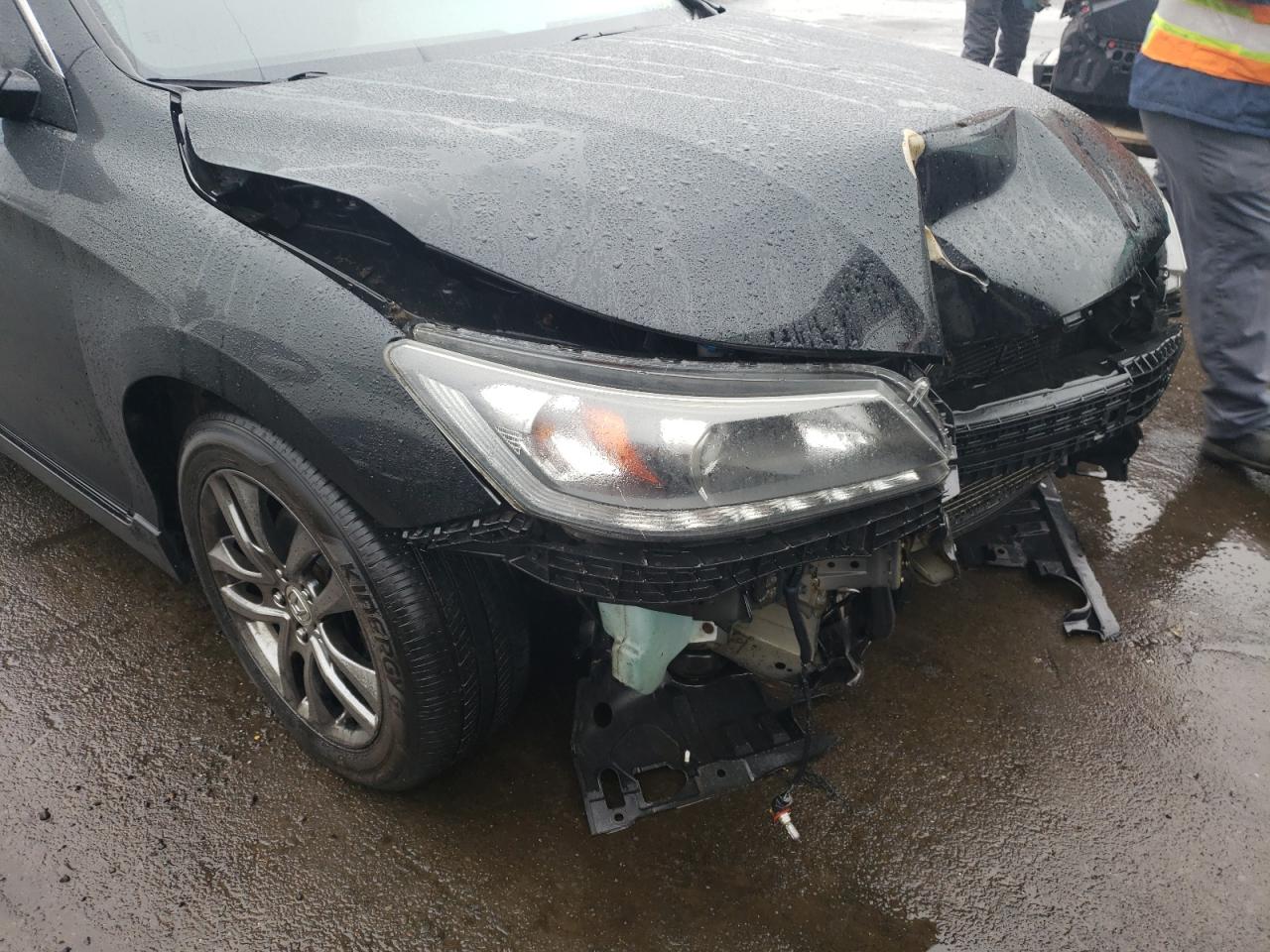 Photo 9 from auction – 2015 HONDA ACCORD EXL with VIN 1HGCR3F89FA010502
