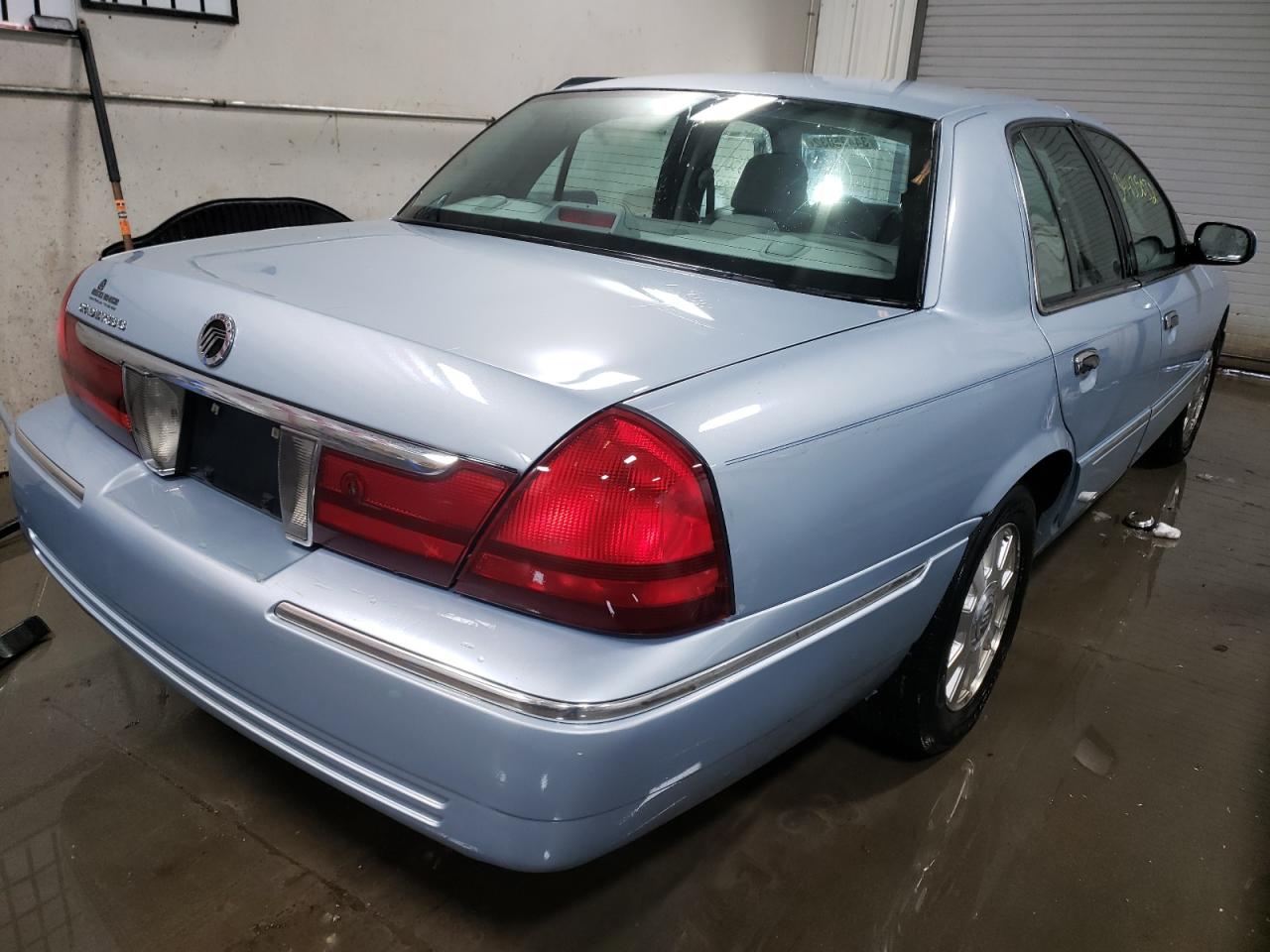 Photo 4 from auction – 2003 MERCURY GRAND MARQ with VIN 2MEFM75W13X661481