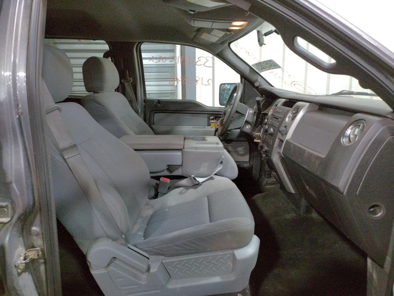 Photo 5 from auction – 2012 FORD F150 SUPER with VIN 1FTFW1EF6CFA75928