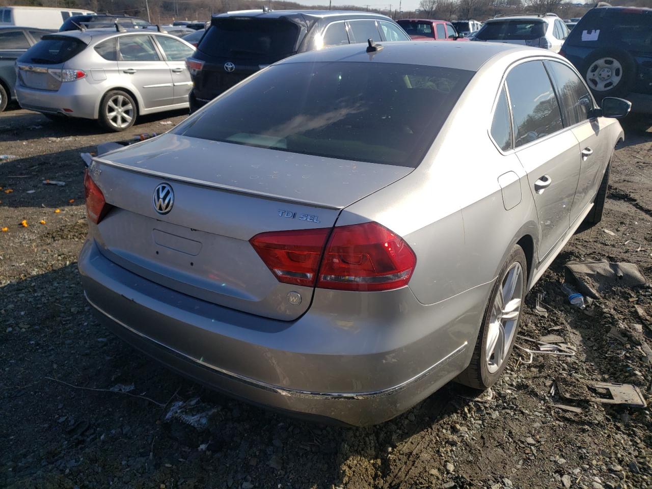Photo 4 from auction – 2013 VOLKSWAGEN PASSAT SEL with VIN 1VWCN7A3XDC018541
