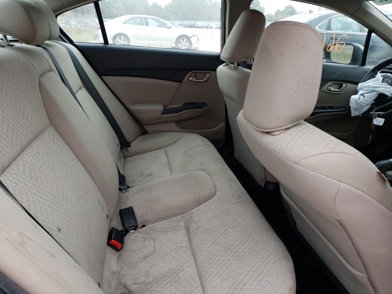 Photo 6 from auction – 2015 HONDA CIVIC LX with VIN 19XFB2F59FE116946