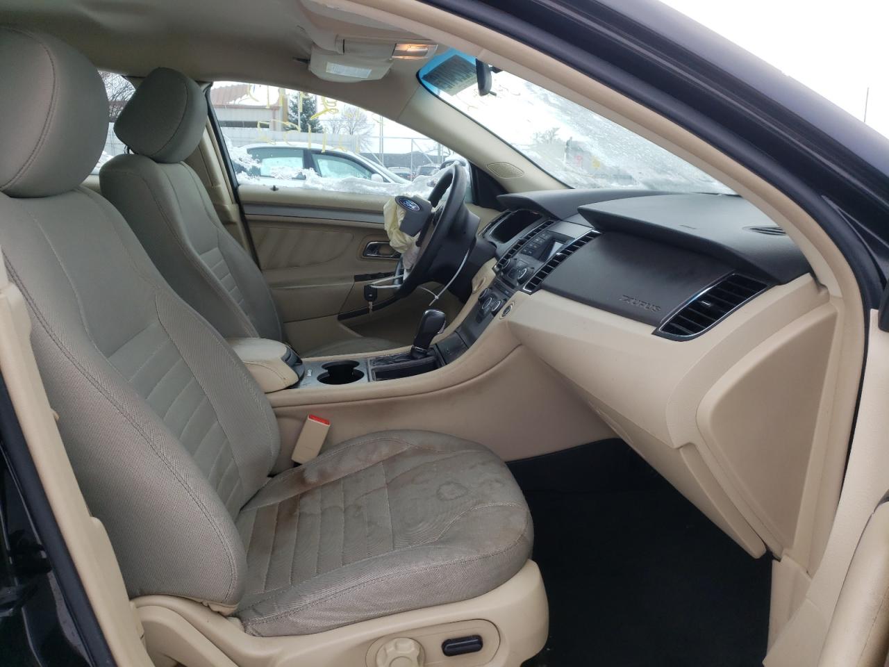 Photo 5 from auction – 2014 FORD TAURUS SE with VIN 1FAHP2D85EG168604
