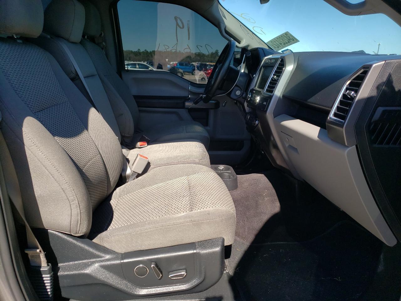 Photo 5 from auction – 2015 FORD F150 SUPER with VIN 1FTEW1CP0FKE24021