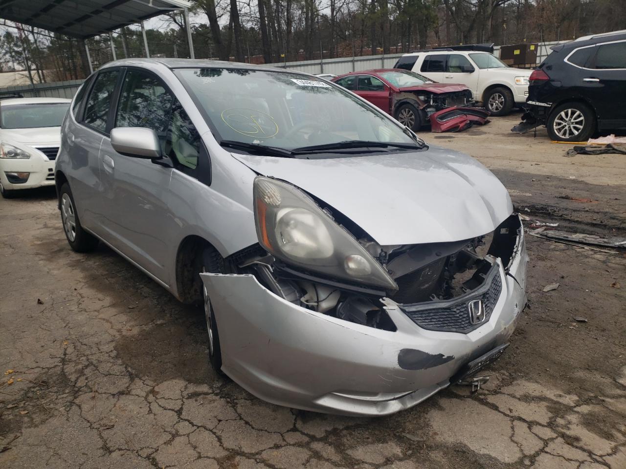 HONDA FIT 2013 with VIN JHMGE8H3XDC025245 - Photo from auction
