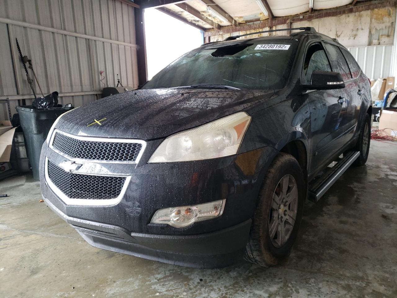 Photo 2 from auction – 2010 CHEVROLET TRAVERSE L with VIN 1GNLRGED7AS105140