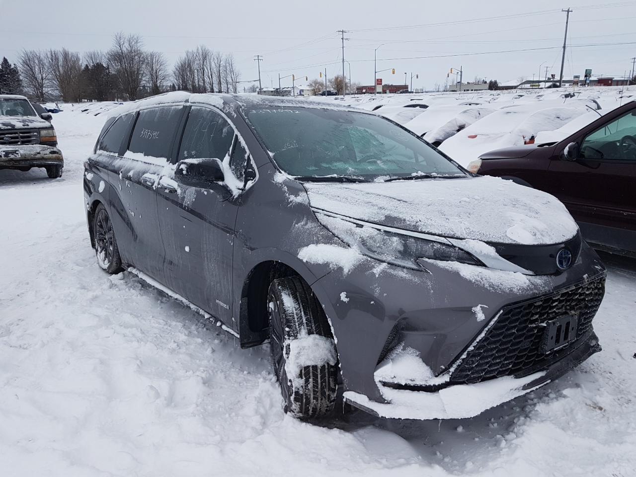 Photo 1 from auction – 2021 TOYOTA SIENNA LE with VIN 5TDGRKEC4MS049191