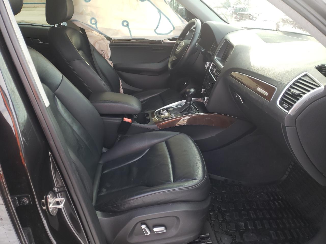 Photo 5 from auction – 2016 AUDI Q5 PREMIUM with VIN WA1L2AFP0GA083817