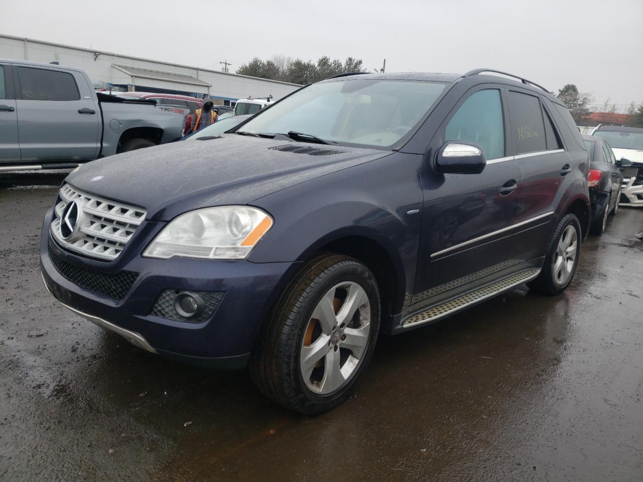 Photo 2 from auction – 2010 MERCEDES-BENZ ML 350 BLU with VIN 4JGBB2FB4AA618131