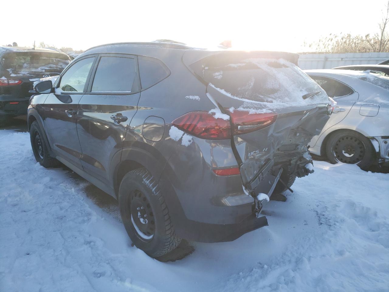Photo 3 from auction – 2020 HYUNDAI TUCSON LIM with VIN KM8J3CA44LU183975