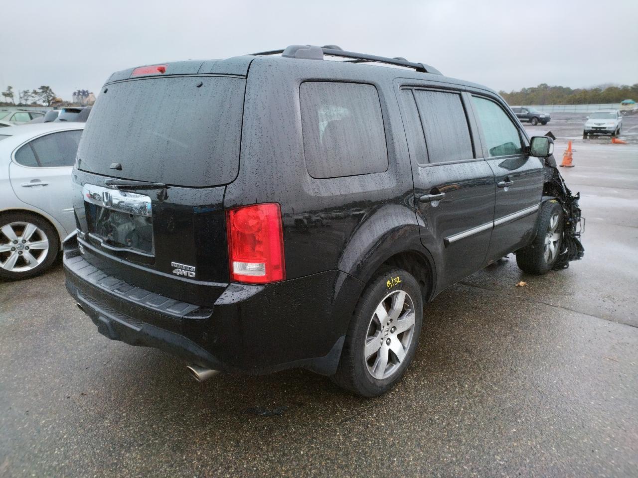 Photo 4 from auction – 2014 HONDA PILOT TOUR with VIN 5FNYF4H90EB019782