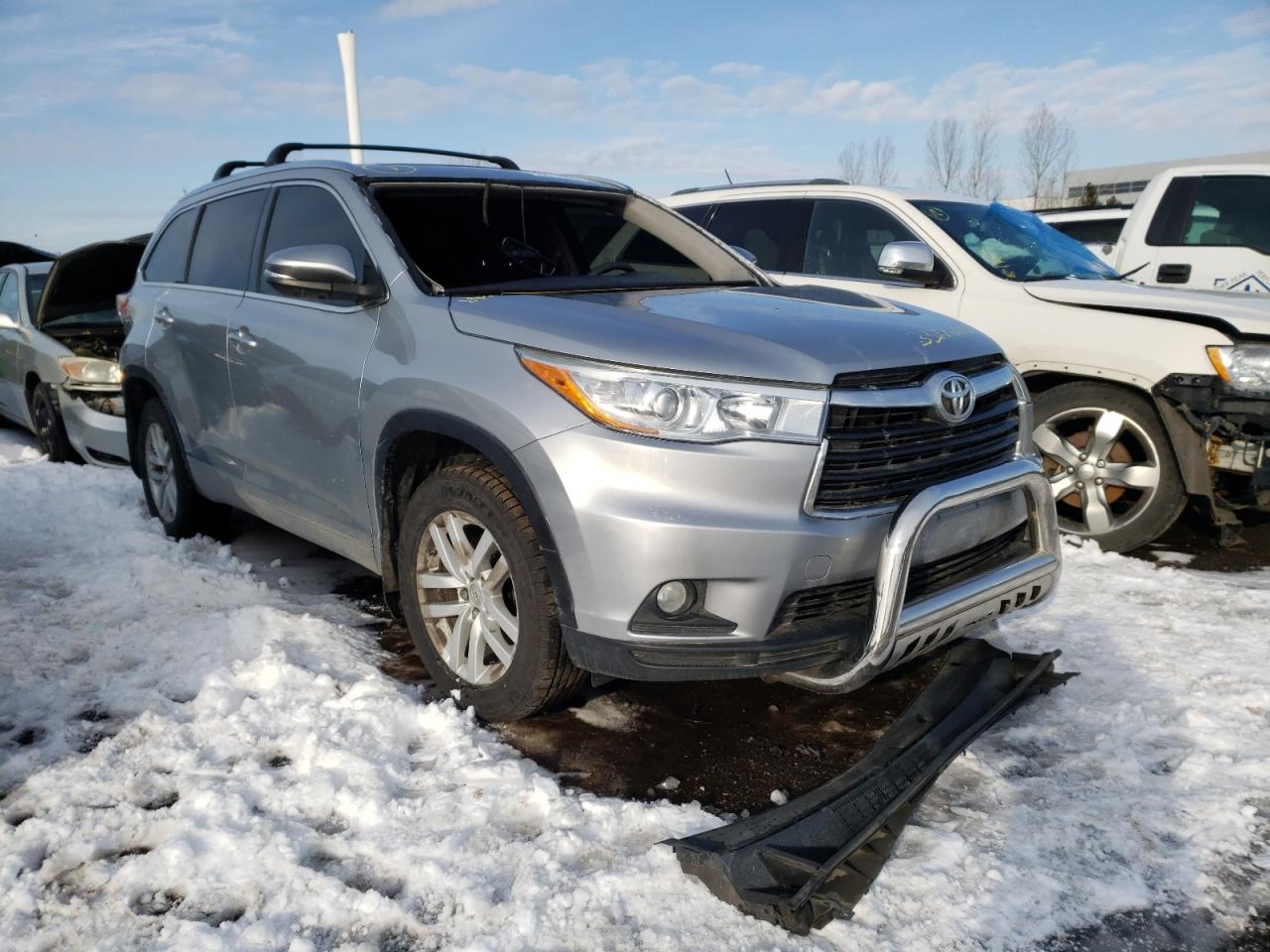 TOYOTA HIGHLANDER 2016 with VIN 5TDDKRFH0GS244199 - Photo from auction