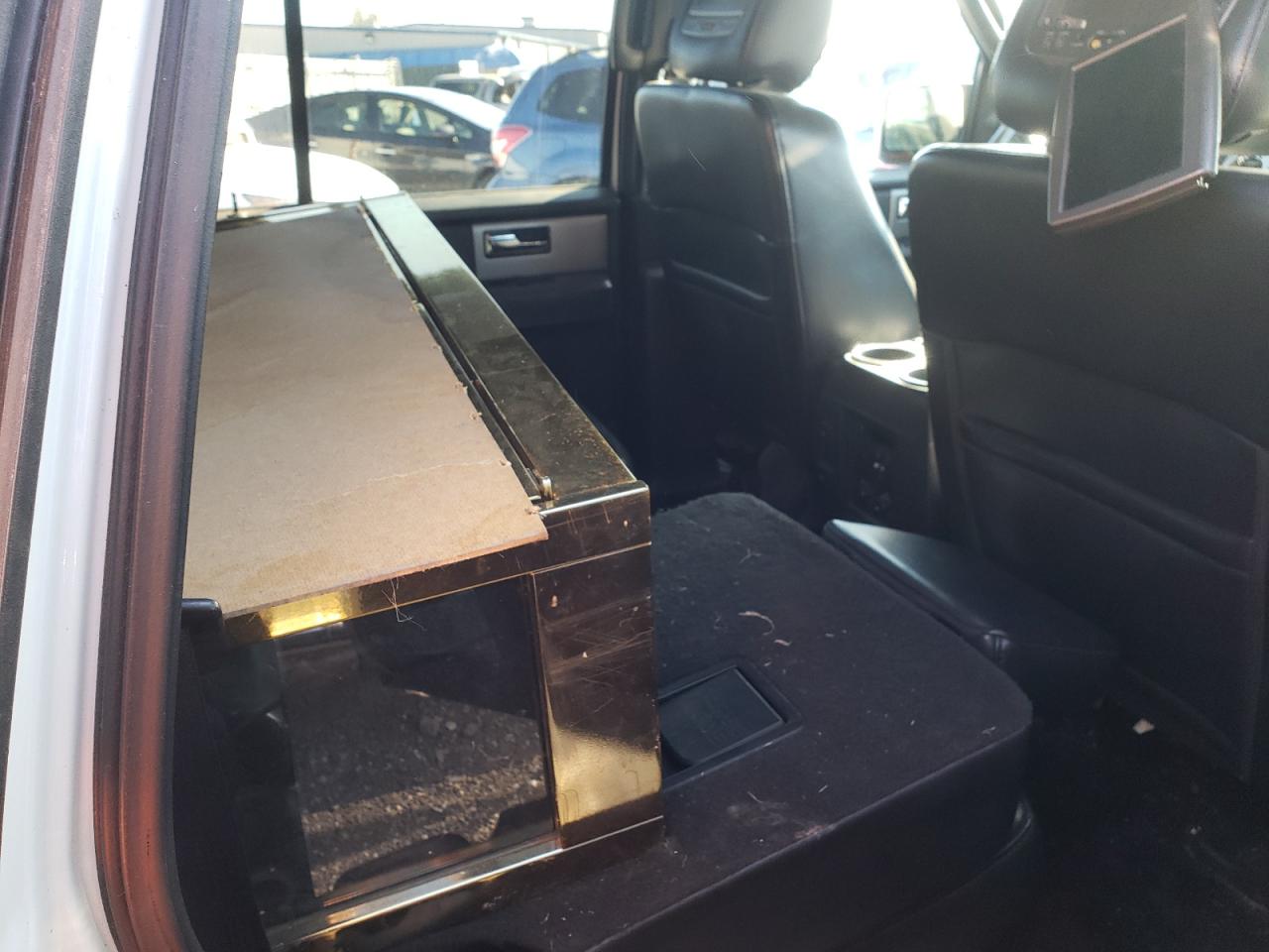 Photo 6 from auction – 2011 FORD EXPEDITION with VIN 1FMJK2A5XBEF04870