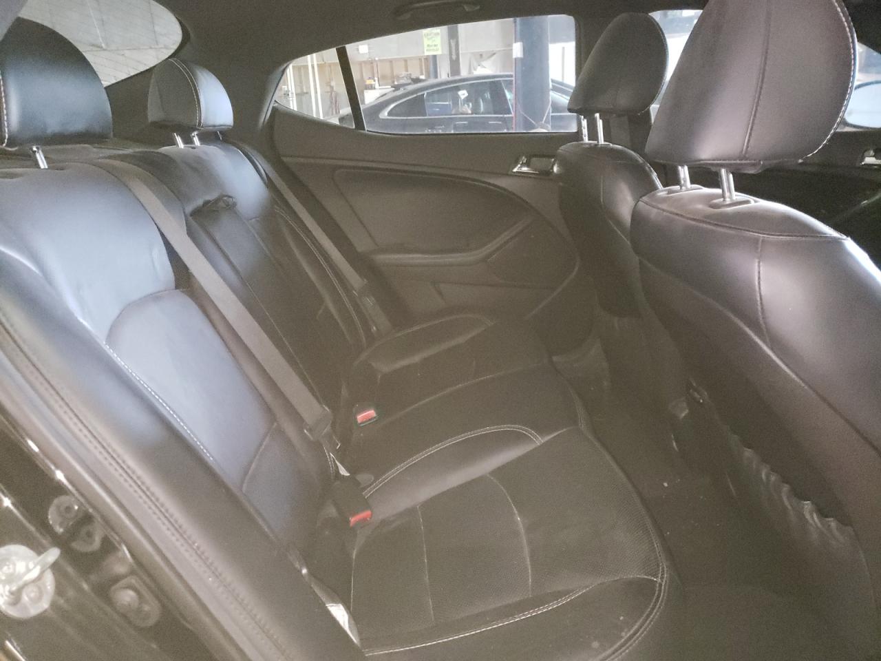 Photo 6 from auction – 2013 KIA OPTIMA SX with VIN 5XXGR4A61DG104273