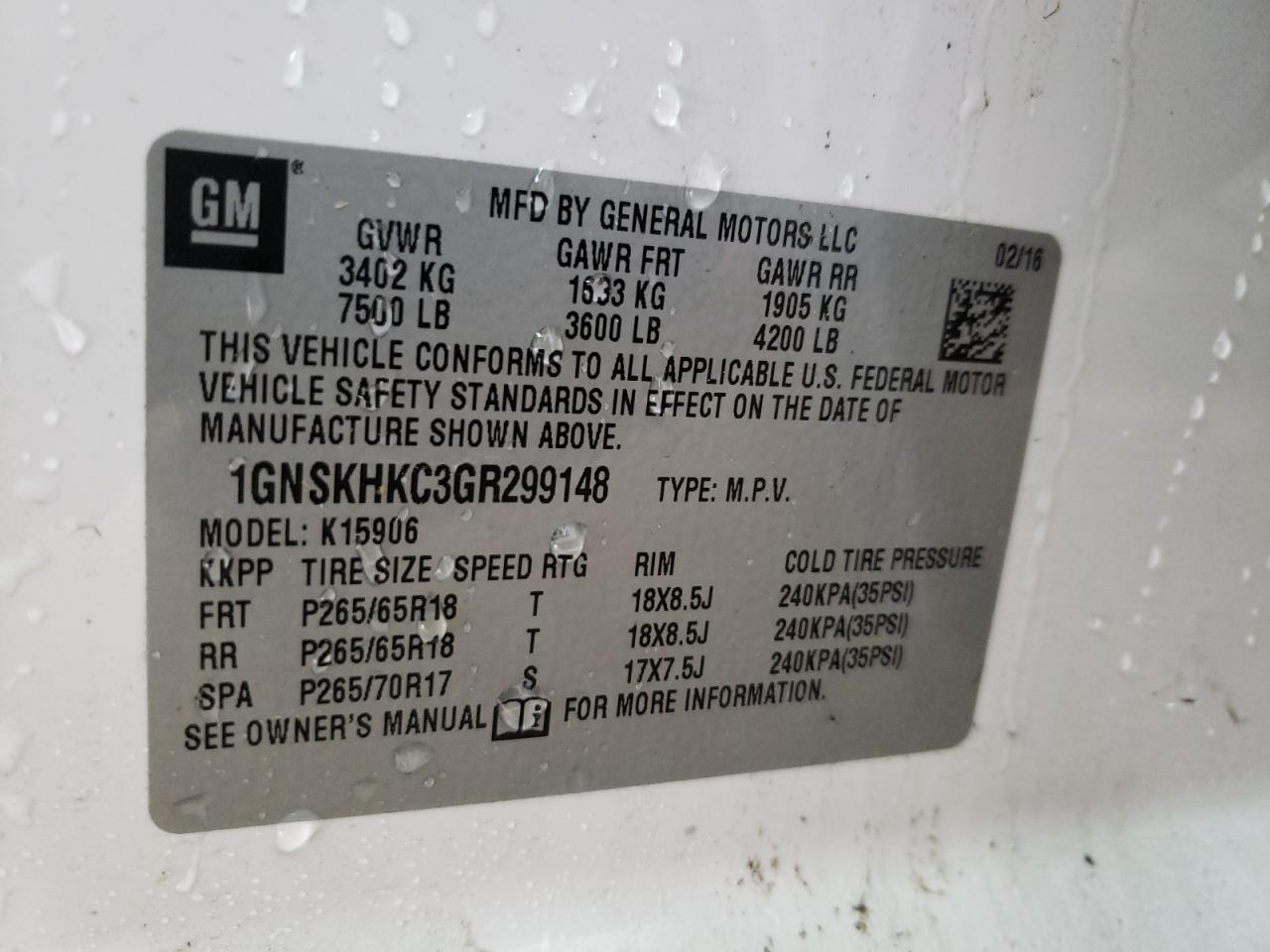 Photo 10 from auction – 2016 CHEVROLET SUBURBAN K with VIN 1GNSKHKC3GR299148