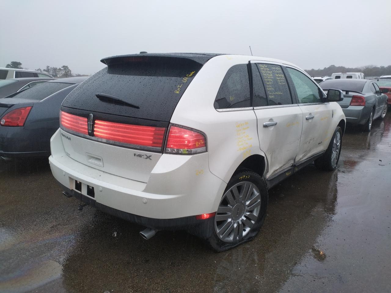 Photo 4 from auction – 2010 LINCOLN MKX with VIN 2LMDJ6JC6ABJ15261