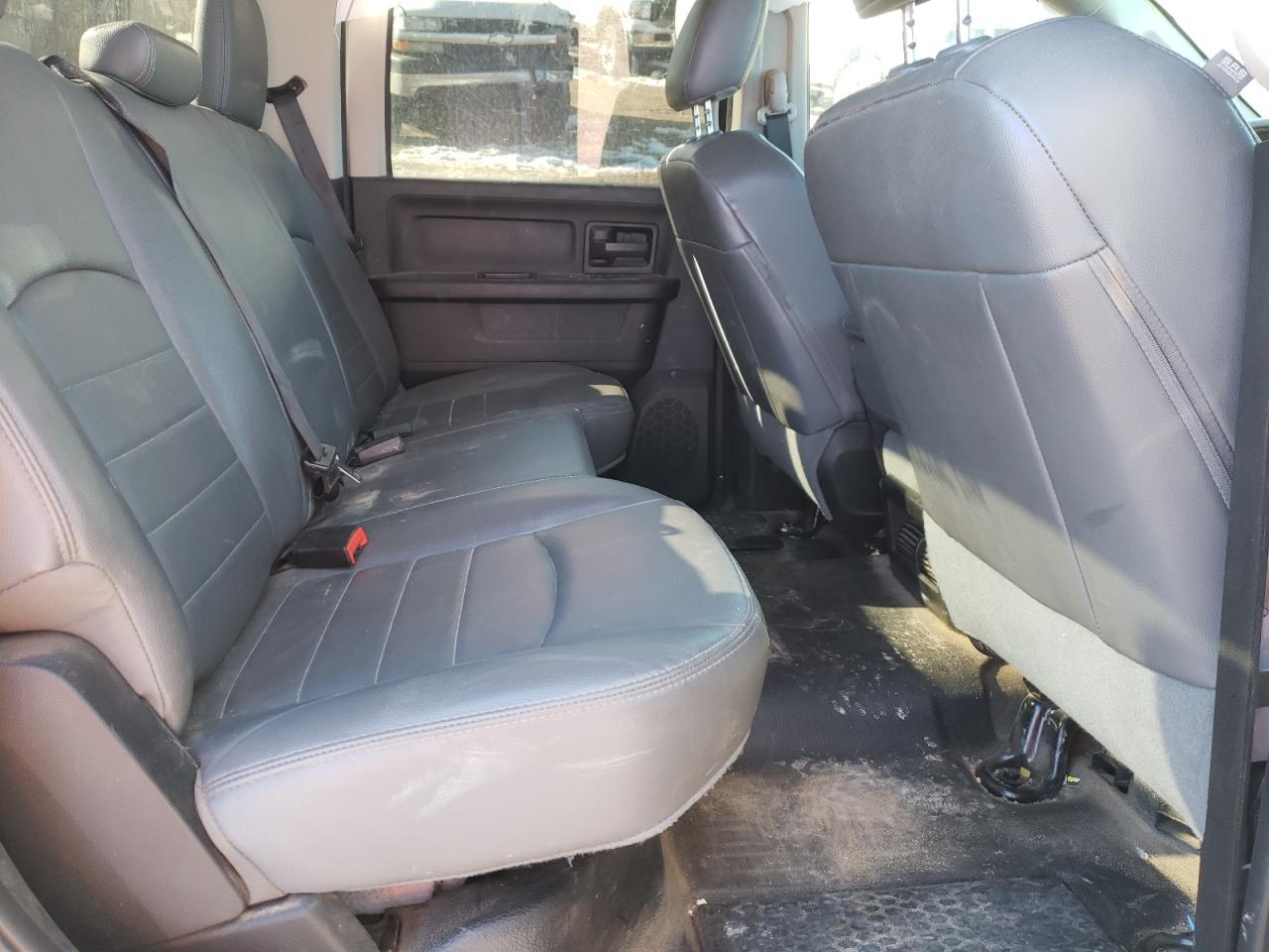 Photo 6 from auction – 2018 RAM 3500 ST with VIN 3C63RRGL2JG132947