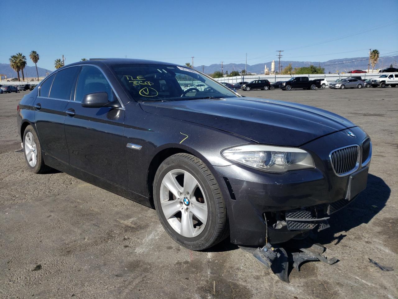 BMW 528 I 2011 with VIN WBAFR1C53BC748009 - Photo from auction