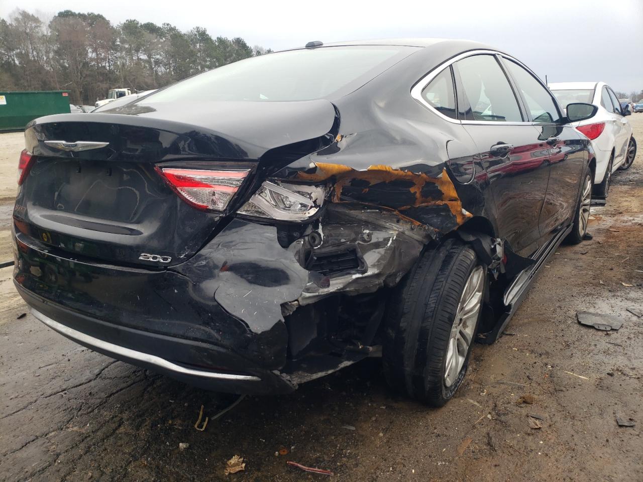 Photo 4 from auction – 2015 CHRYSLER 200 LIMITE with VIN 1C3CCCAB6FN541415